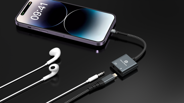 Phone Planet Lightning to 3.5mm Audio & Charging Adapter